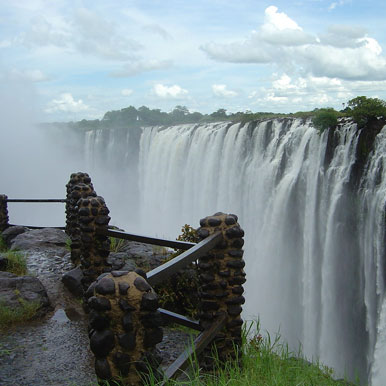 10 Day Luxury Sun City, Victoria Falls and Joburg Golf Safari