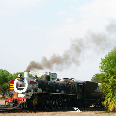 14 Day Cape Town and Rovos Rail Al Inclusive Golf Safari