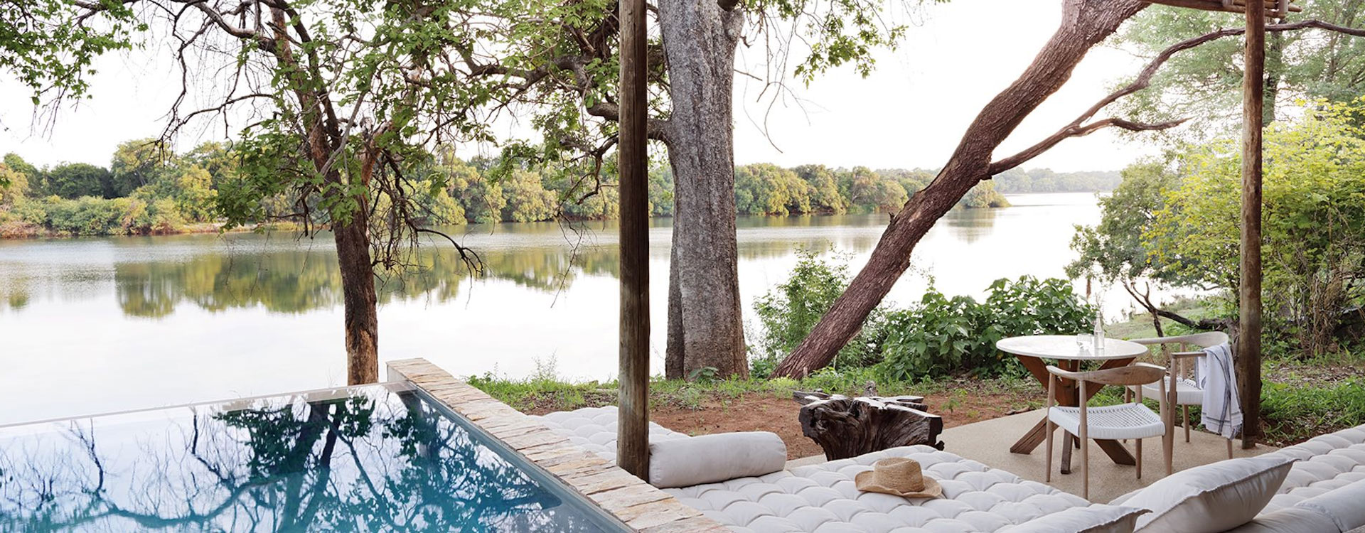 4 Days Luxury by the Zambezi