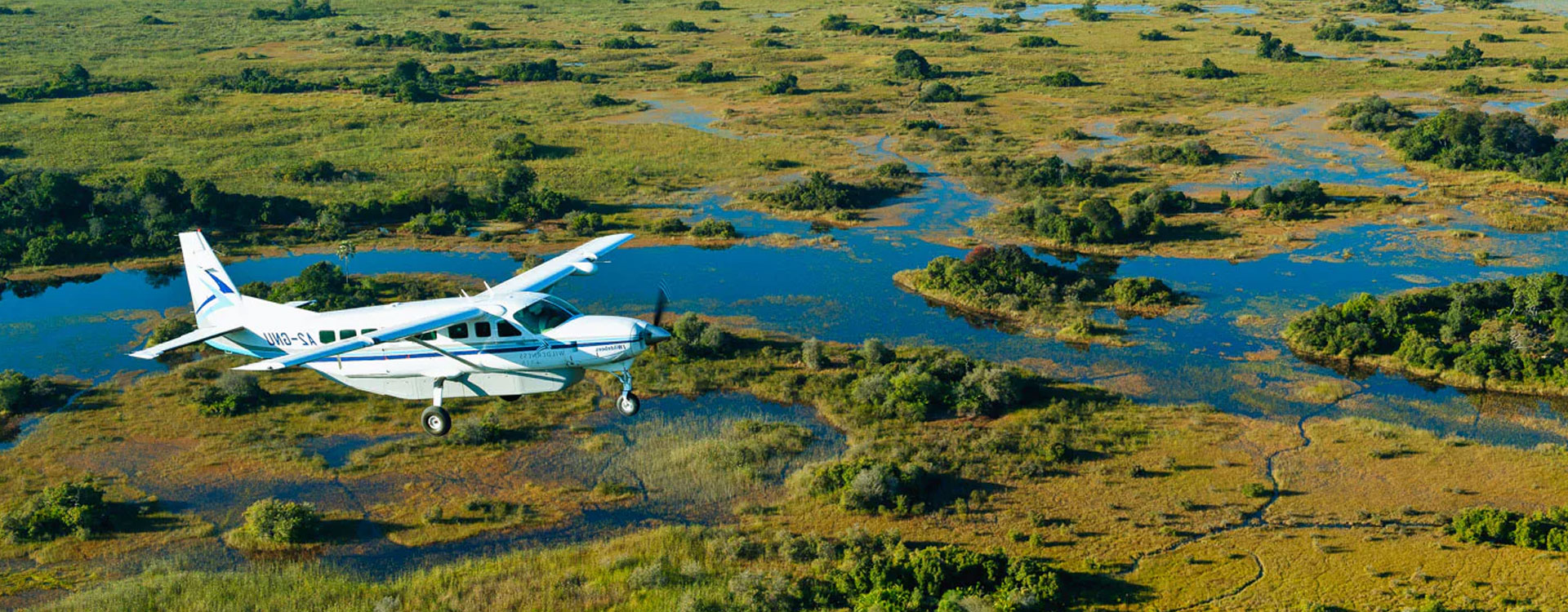 Classic Okavango to Linyanti Fly-in Safari Tour