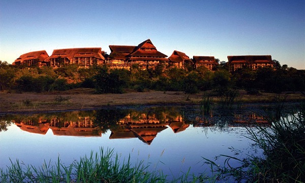 5 Day Victoria Falls Safari Club