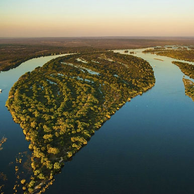 5 Days Victoria Falls Romantic Hideaway