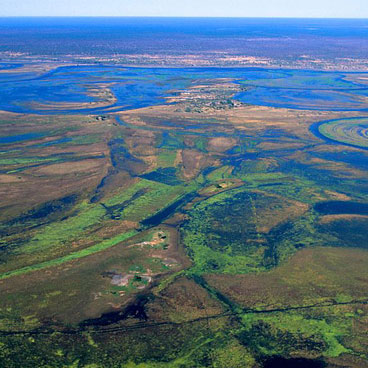 Classic Makgadikgadi, Okavango Delta & Linyanti Fly-in Safari Tour