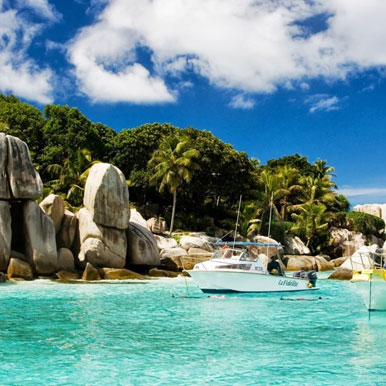 9 Day Praslin and Mahe Island Romantic