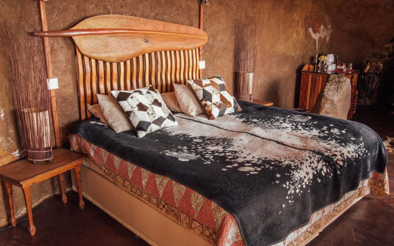 Antbear Drankensberg Lodge