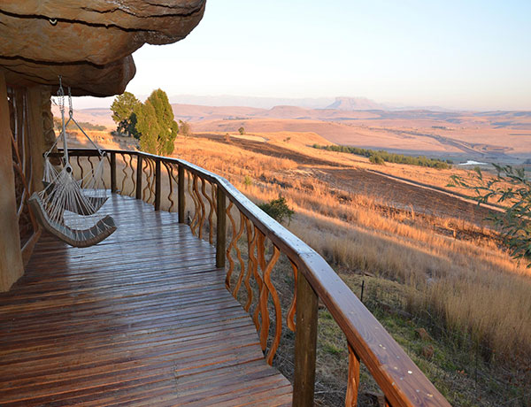 Antbear Drankensberg Lodge