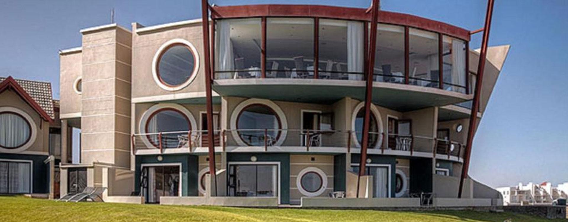 Beach Lodge