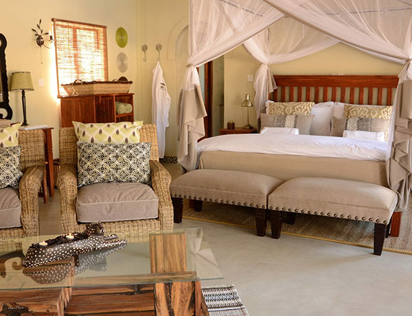 Camelthorn Lodge