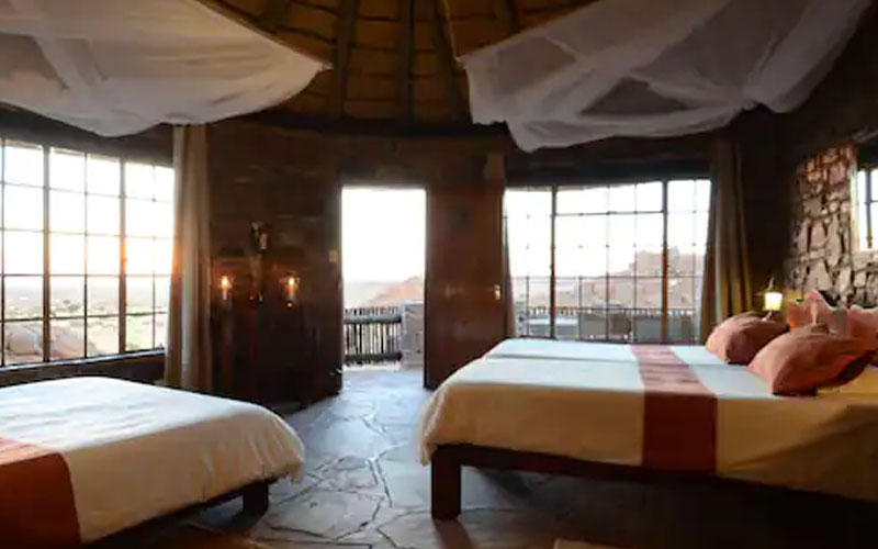 Canyon Hotel