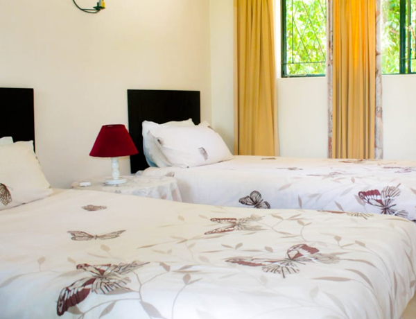 Clevers LakeView Resort