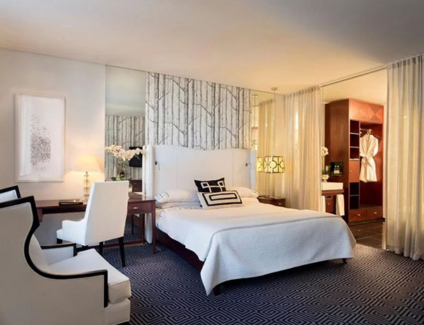 DaVinci Hotel