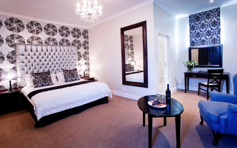 Courtyard Rooms