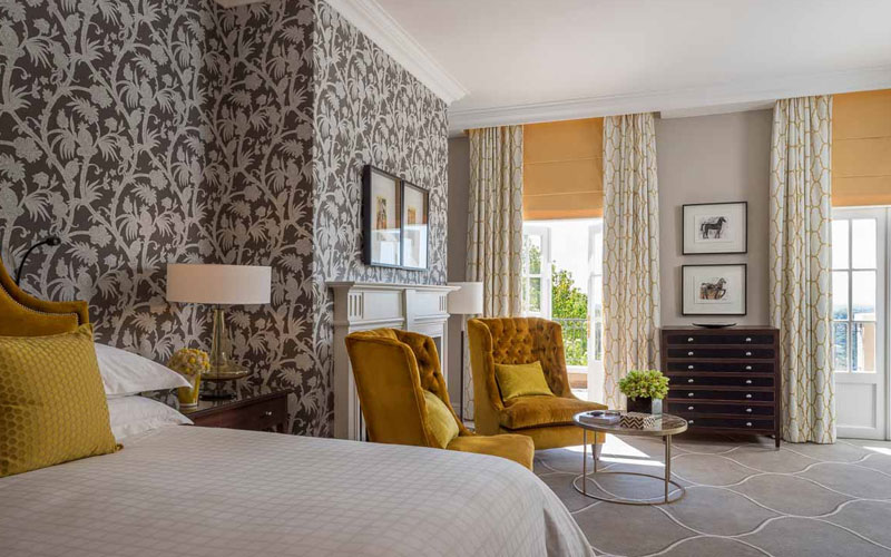 Four Season Hotel