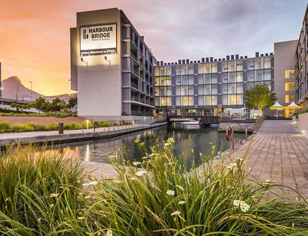 Harbour Bridge Hotel