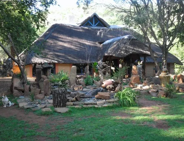 Hornbill Lodge