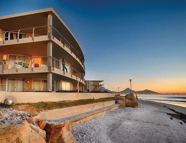 Lagoon Beach Hotel