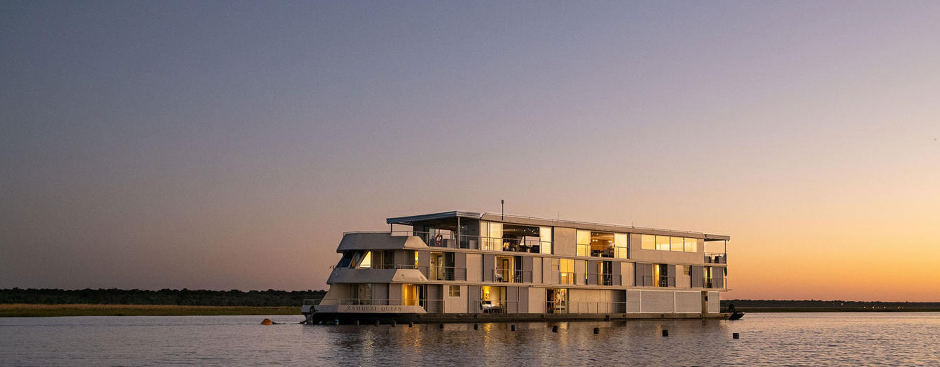 Houseboat Experiences