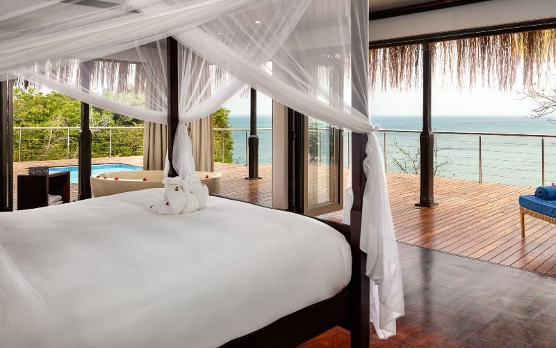 Indigo Bay Island Resort