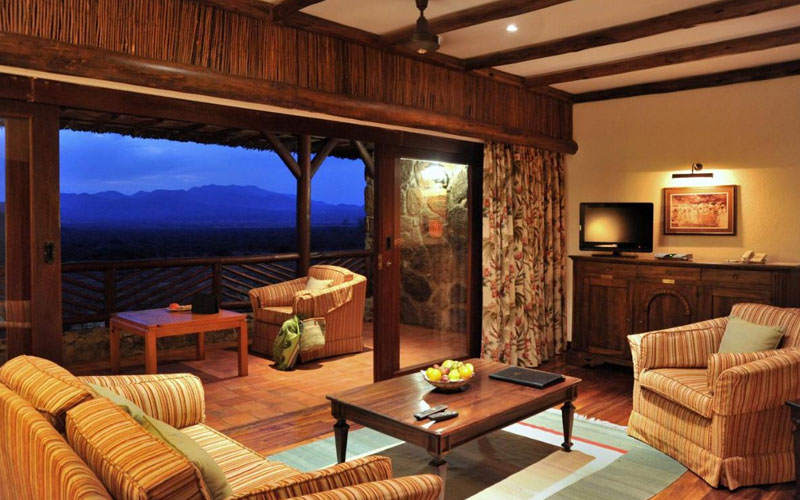 Kilaguni Serena Safari Lodge