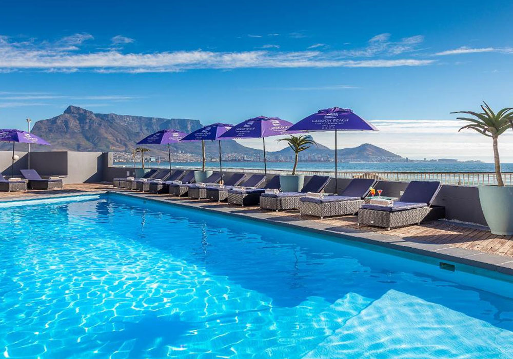 Lagoon Beach Hotel