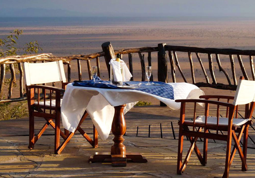 Lions Bluff Lodge