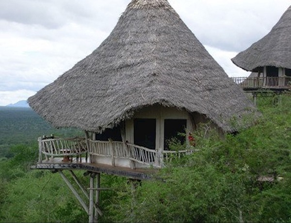 Lions Bluff Lodge