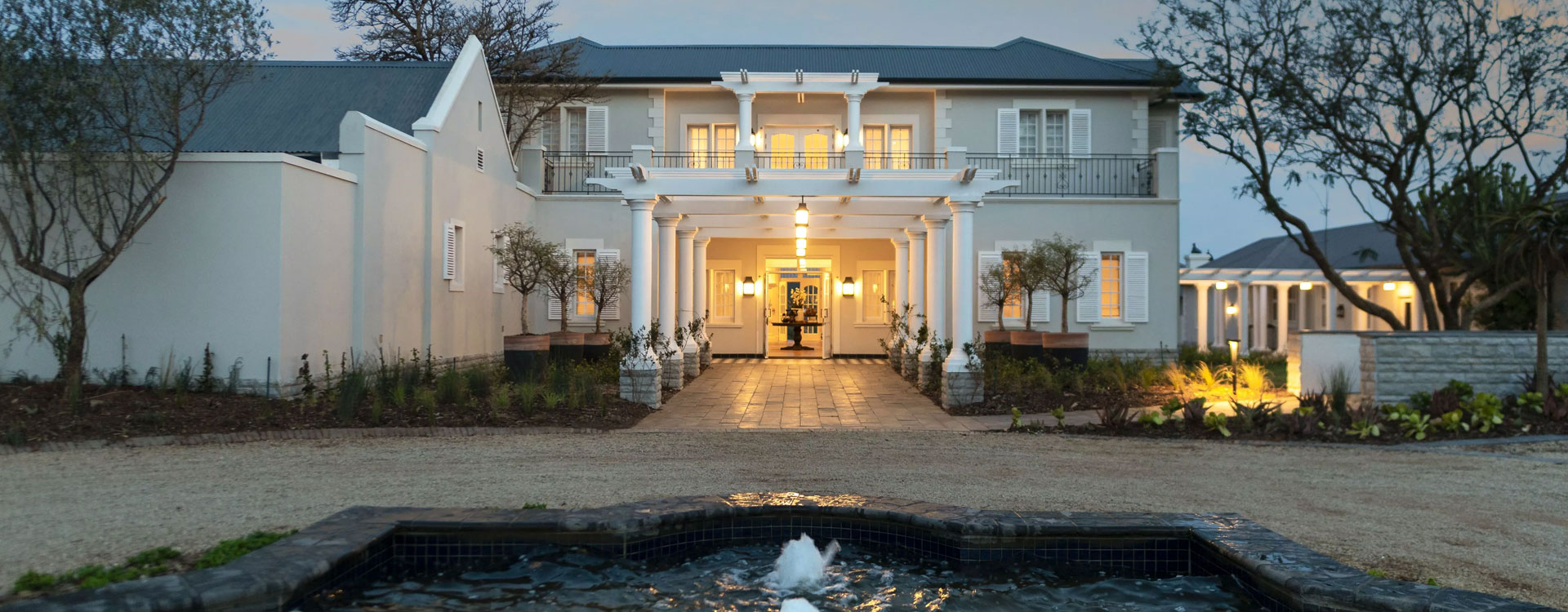 Long Lee manor