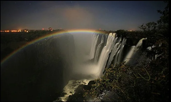 Lunar Rainbow Tour