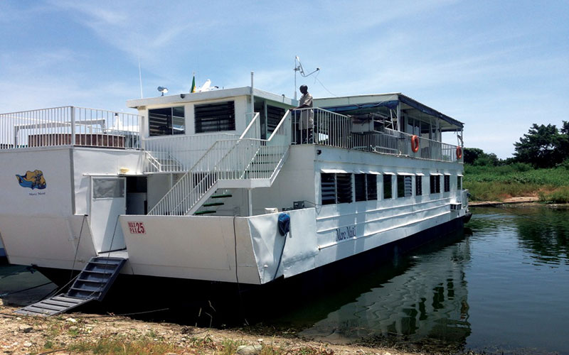 Meremaid Houseboat