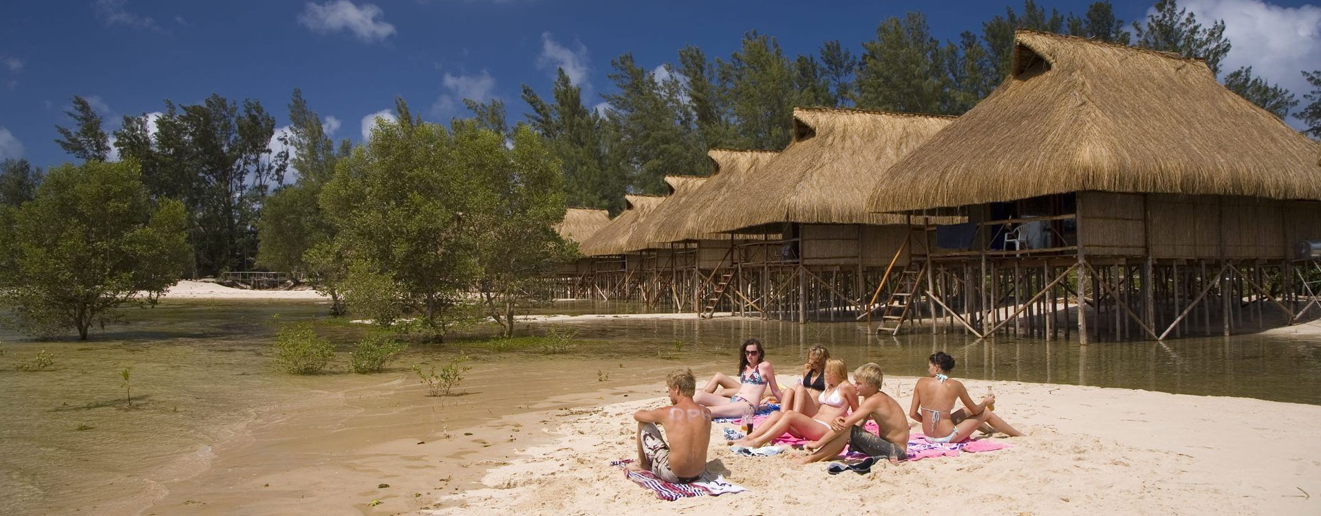 Pomeme Bay Lodge