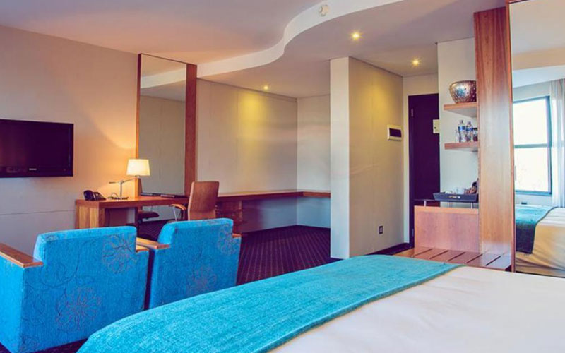 Premier Hotel