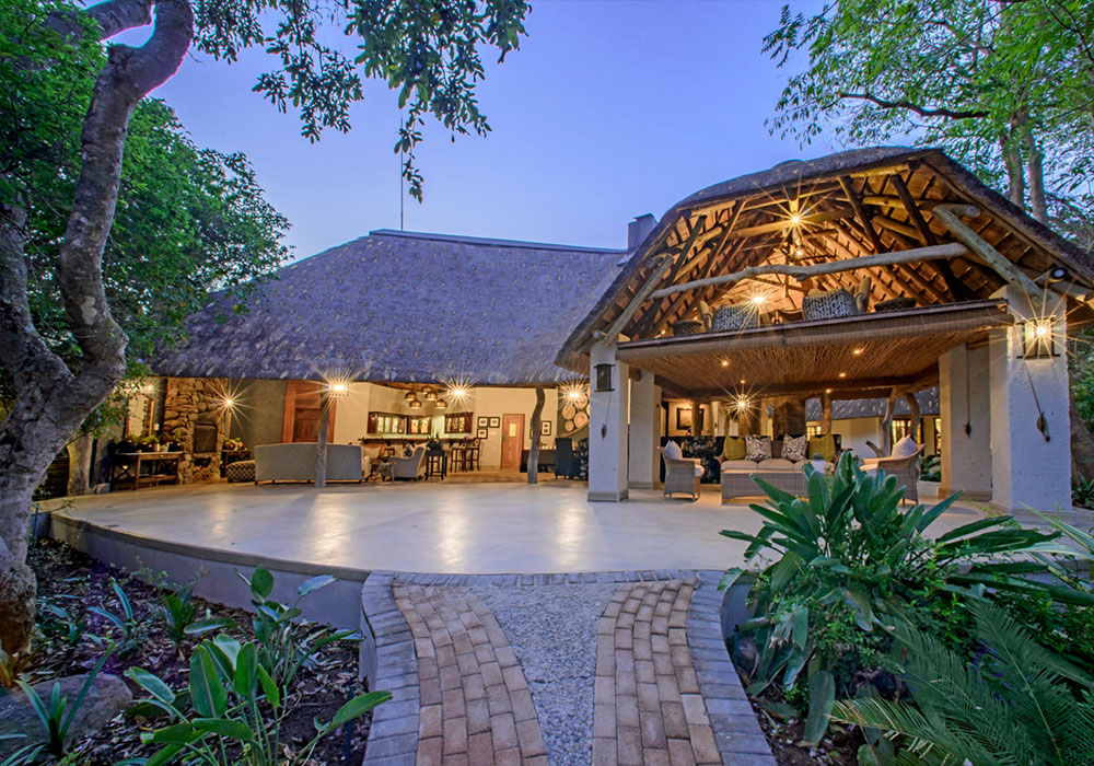 Savanna Lodge