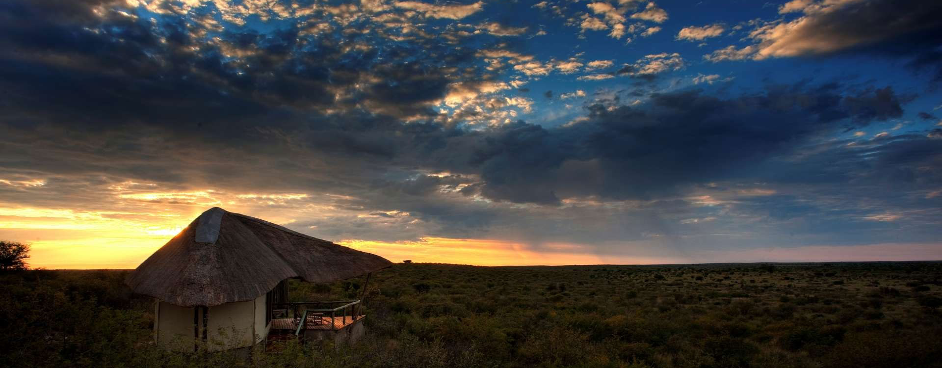 Tau Pan Camp Lodge