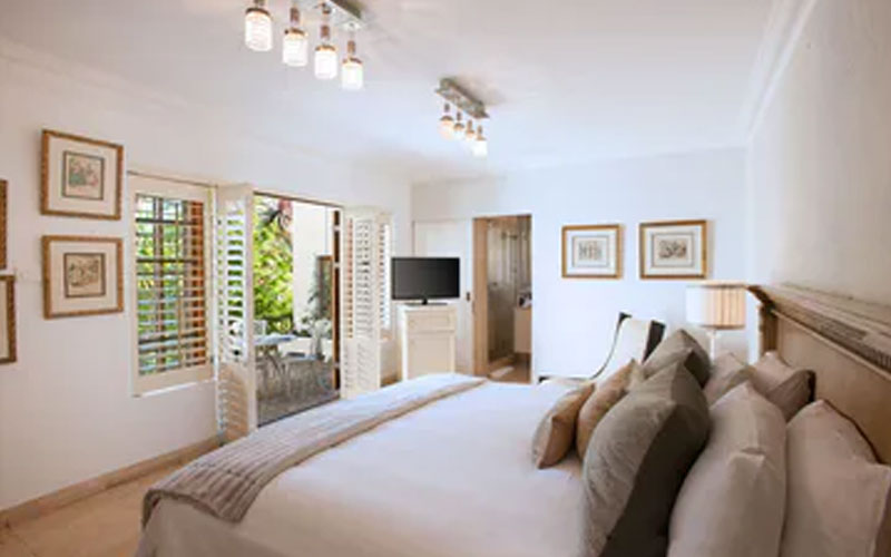 Clarendon Suites