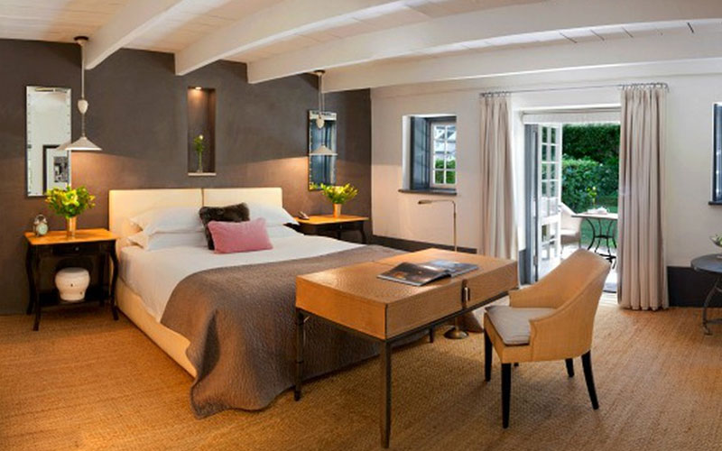 Shiraz Suite
