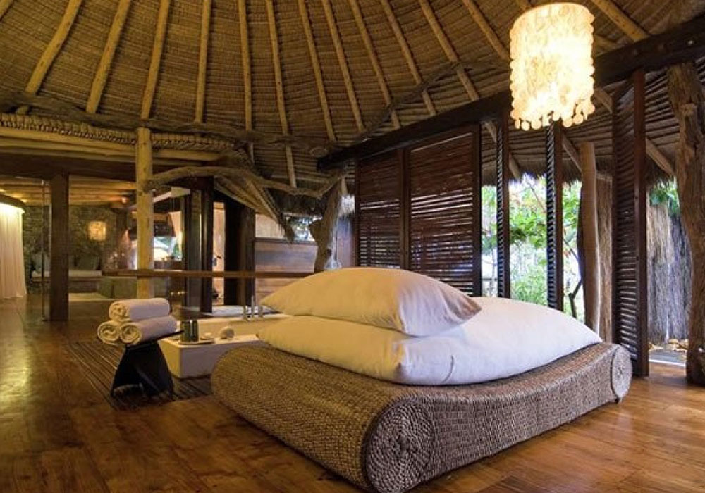 The Private Hide