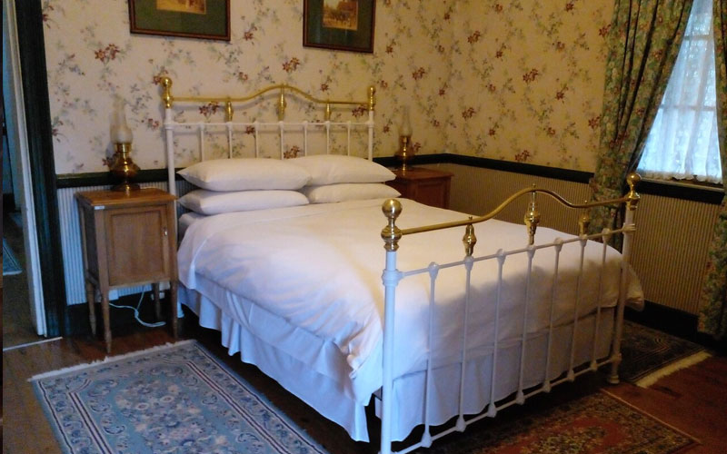 The Royal Hotel