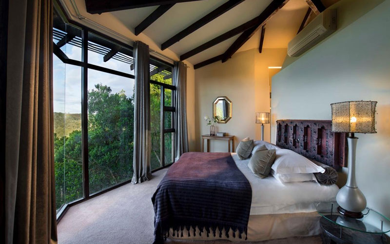 Executive Beach Suites