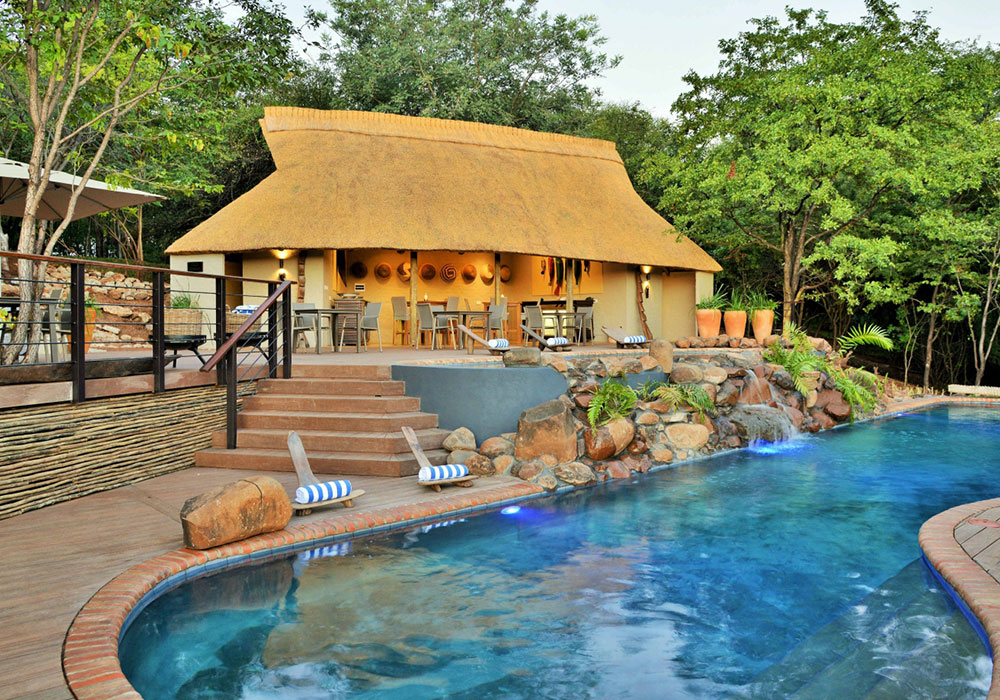 Victoria Falls Safari Club