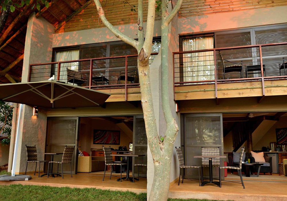Victoria Falls Safari Suites