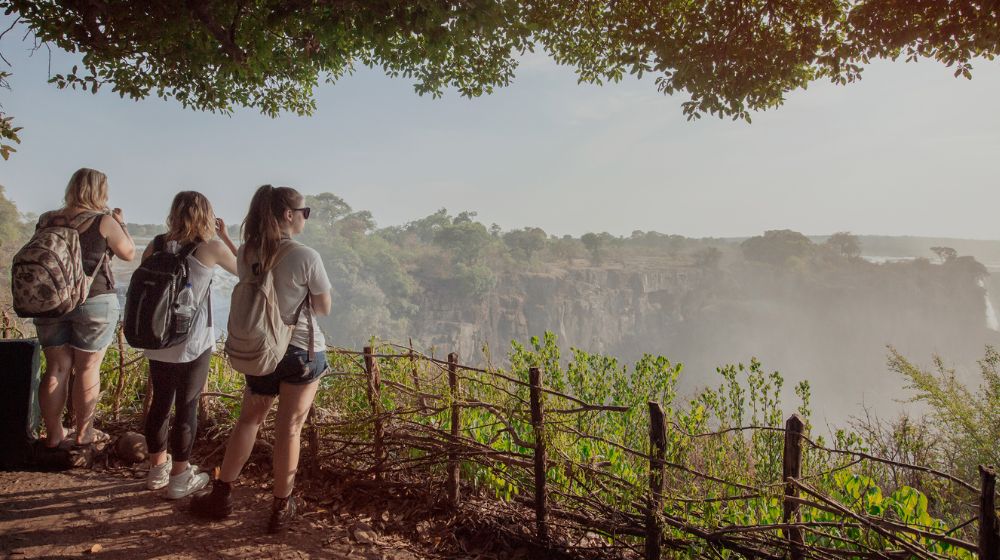 Victoria Falls Travel Guide