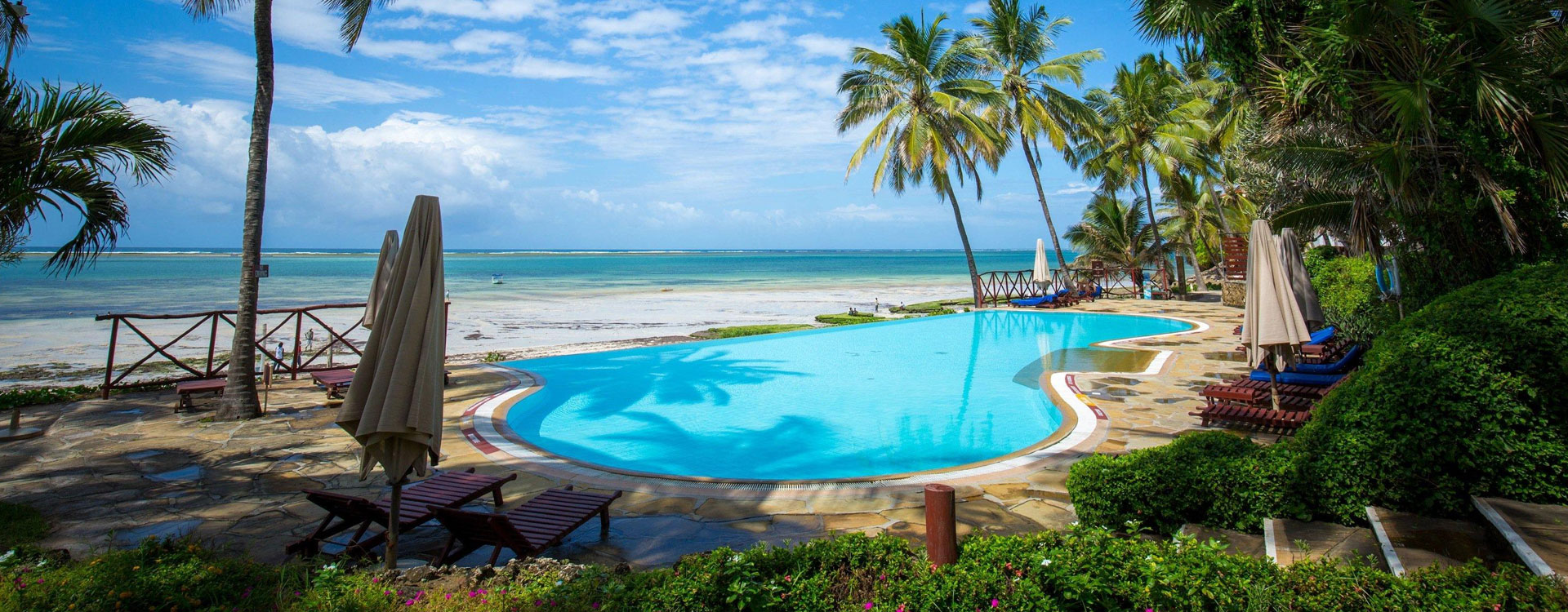 Voyager beach Resort