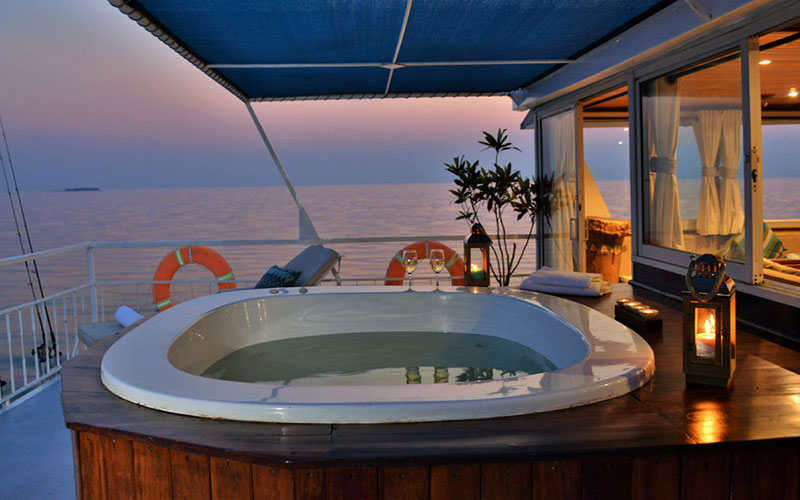 Zambezi Cruise Safaris The Karabezi