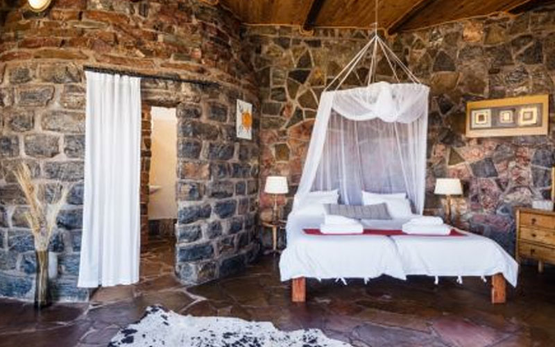 Zebra River Lodge